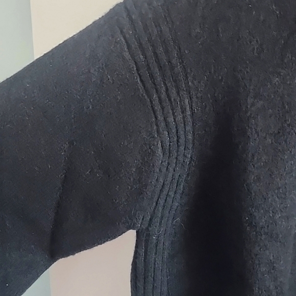 NWT J.Crew Super Soft Turtleneck Wool Sweater size XS in black - Picture 5 of 8